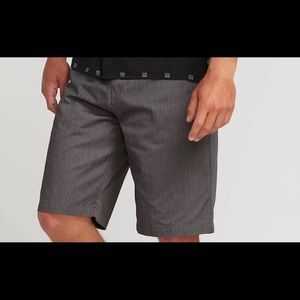 Volcom grey chino shorts size 32